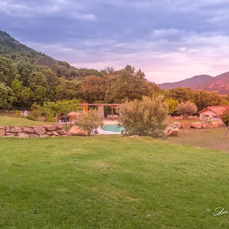Grande De Standing Avec Piscine A En Corse 빌라 *