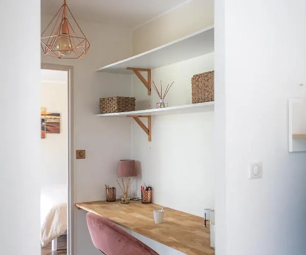 Grande De Standing Avec Piscine A En Corse * Sagone (Corsica)