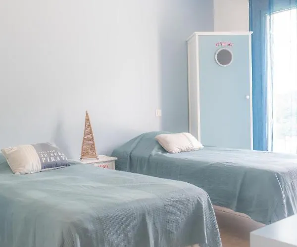 Vila Grande De Standing Avec Piscine A En Corse *